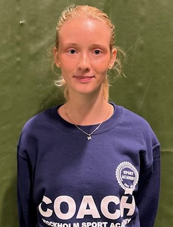 Lea, Tennistränare
