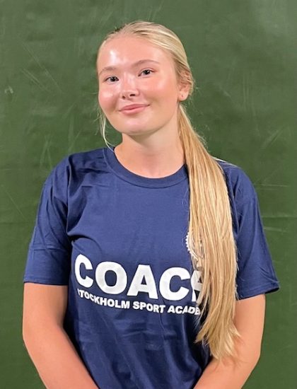 Leia, Tennistränare